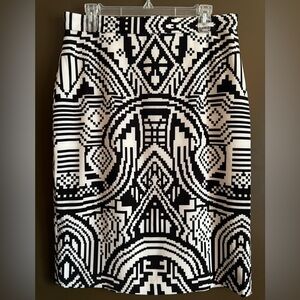 NWT Banana Republic Black and White Geometric Pencil Skirt